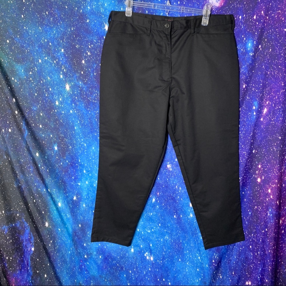 Cintas-Cathy Fit-Black Cropped Pants size 14 short